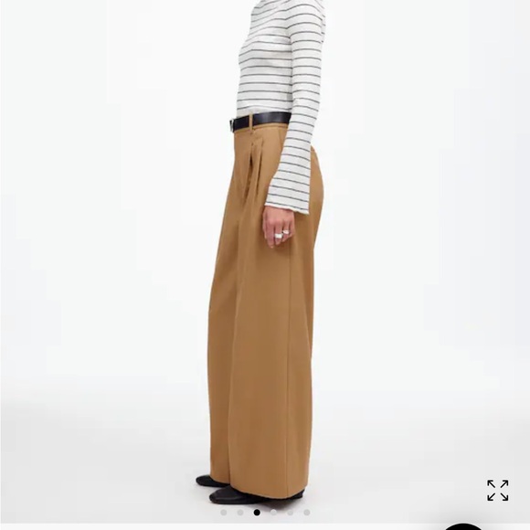 The Harlow Superwide-Leg Trouser in Twill; 00 - Picture 3 of 6